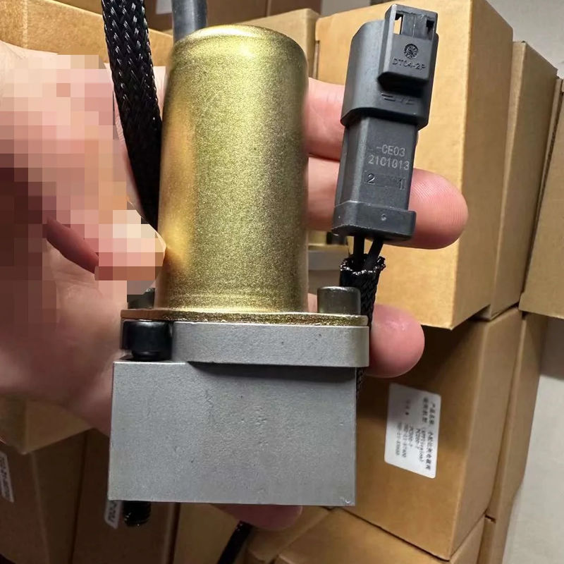 065726 Excavator Hydraulic Parts Pilot Valve হাইড্রোলিক পাম্প Solenoid Valve For PC200-7