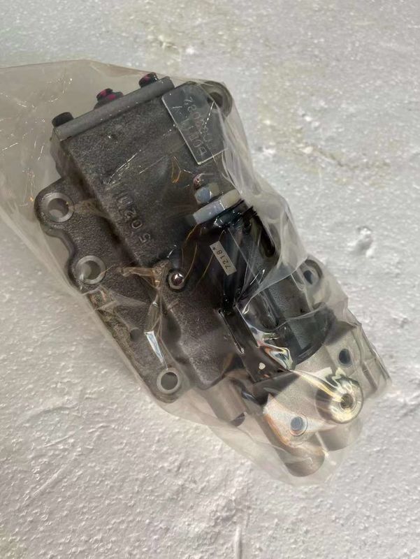 2058 K9T06-V Excavator Hydraulic Parts D4 06228 কন্ট্রোল অ্যাকচুয়েটর পাম্প নিয়ন্ত্রক