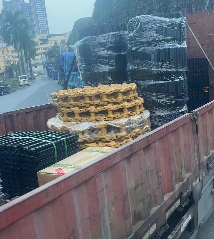 এক্সক্যাভারের যন্ত্রাংশ EX200-1 EX200-2 EX200-3 EX200-5 ট্র্যাক লিঙ্ক সমাবেশ