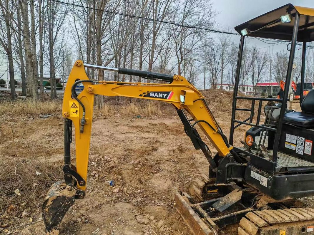 ব্যবহৃত SANY SY16C 1.6T মিনি এক্সক্যাভেটর ফুল সার্ভিস ল্যান্ডস্কেপিং এবং ইউটিলিটি কাজের জন্য আদর্শ