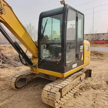 ব্যবহৃত CAT 305.5E2 মিনি খননকারী 27.2kN আর্ম খনন শক্তি কম্প্যাক্ট শক্তিশালী জলবাহী ইউনিট