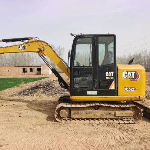 ব্যবহৃত CAT 305.5E2 মিনি খননকারী 27.2kN আর্ম খনন শক্তি কম্প্যাক্ট শক্তিশালী জলবাহী ইউনিট
