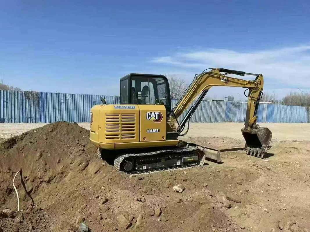 ব্যবহৃত CAT 305 মিনি এক্সক্যাভেটর কম ঘন্টা যাচাই 1 বছরের ওয়ারেন্টি সিই সার্টিফাইড নির্ভরযোগ্য