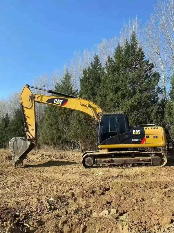ব্যবহৃত Caterpillar 323D Excavator দুর্দান্ত অবস্থা ভারী নির্মাণ কাজের জন্য প্রস্তুত