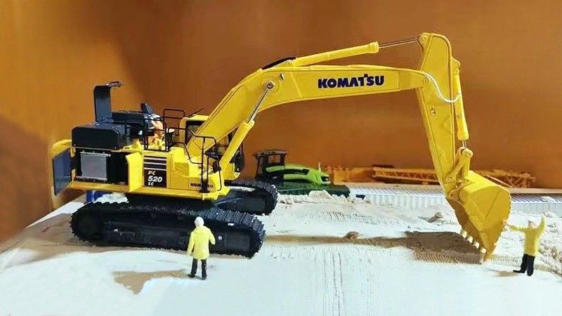 1/43 স্কেল কমাতসু PC520LC-11M0 অ্যালোয় ডাই-কাস্ট এক্সক্যাভেটর মডেল - লাইসেন্সকৃত সংগ্রাহক