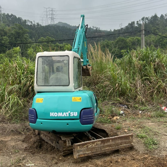 কমপ্যাক্ট এক্সকাভেটর Komatsu PC30-7 কেবিনের সাথে ব্যবহার করা হয়েছে 3 টন মিনি এক্সকাভেটর - সূক্ষ্ম-খননকারী কোমাটসু মেশিনারি, কম-জ্বালানি মিনি সরঞ্জাম বিক্রয়ের জন্য
