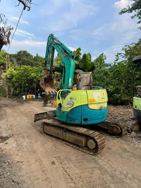 সেকেন্ড হ্যান্ড ইয়ানমার ভিও৩০ ৩ টন মিনি ক্রলার এক্সক্যাভেটর স্টক আছে বিক্রির জন্য
